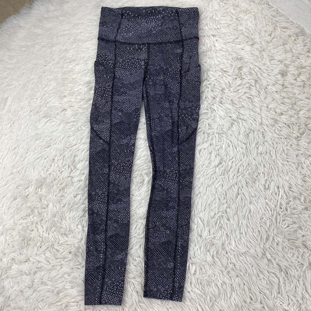 Lululemon Fast & Free 7/8 Tight II *Nulux 25" Meisai White Black II